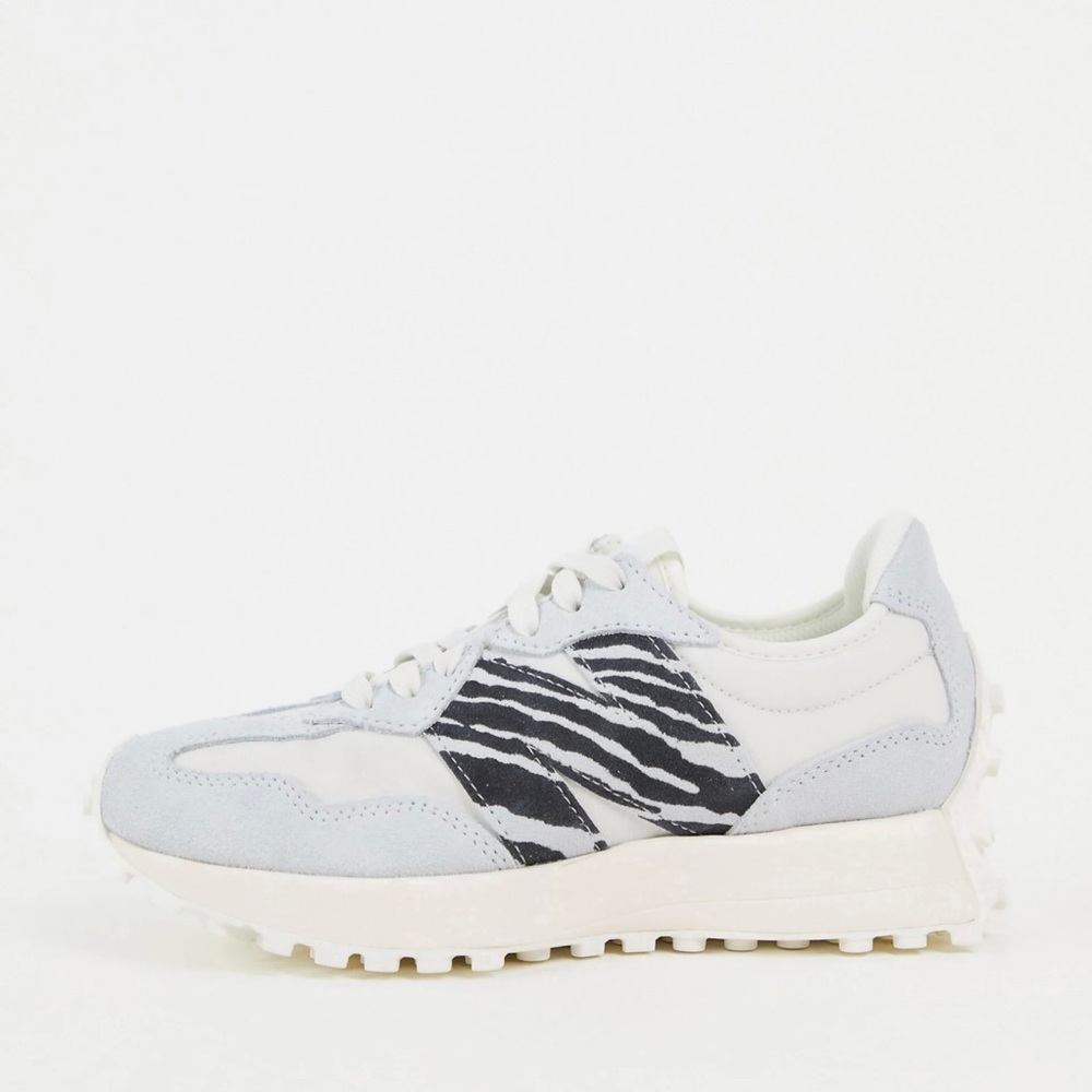 New Balance 327 Women’s size 11.5/12 Men’s 10. Pastel blue/zebra